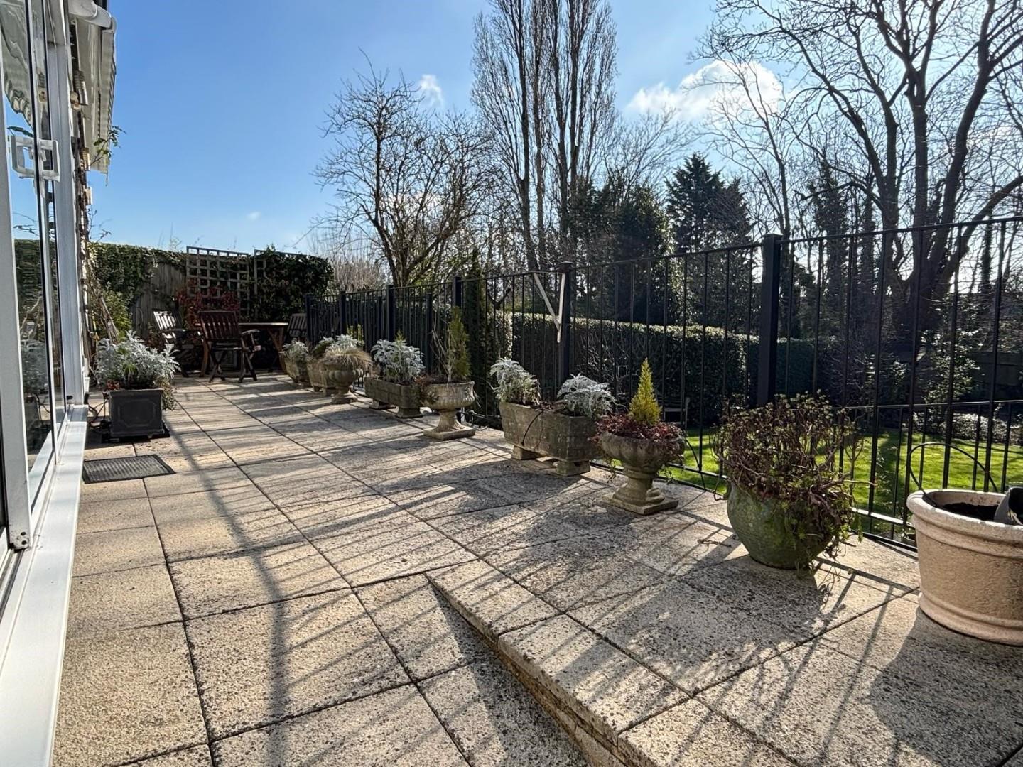 Sunnydale Gardens, Mill Hill, NW7, London